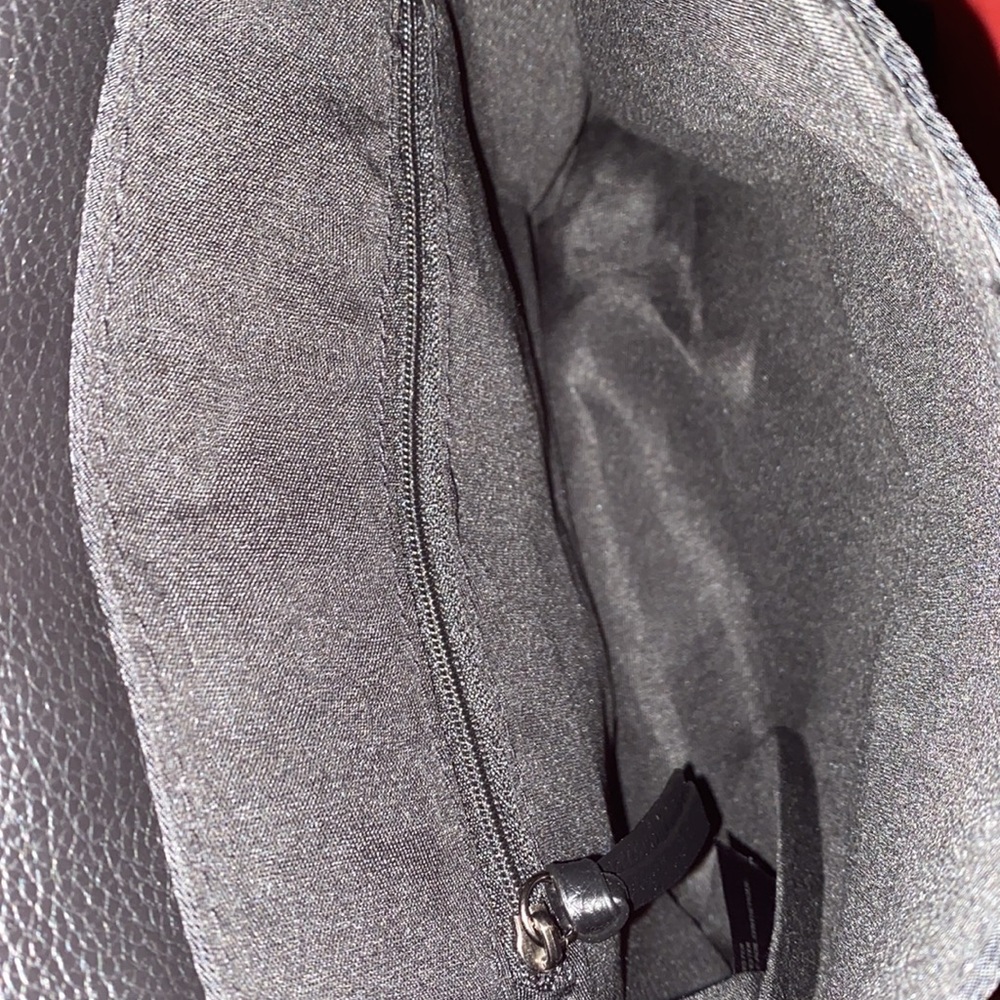 Small backpack - Picture 4 of 4